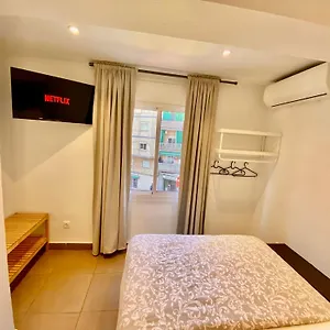  Appartement Nuevas Con Bano Privado Frente Al Metro St Mwc Barcelona-fira Espagne